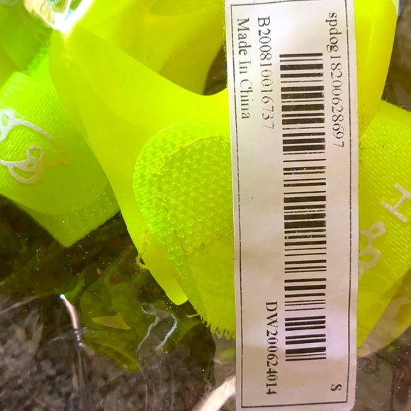 SHEIN Brand new dog rain boots shoes w Velcro - Picture 4 of 6